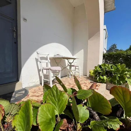 Cricri Family House Prázdninový dům Jullouville-les-Pins