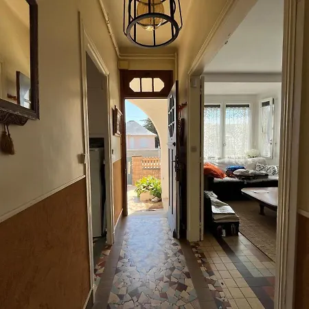 Cricri Family House *